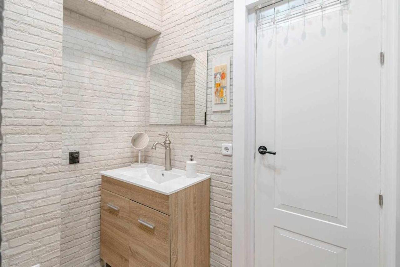 Luminoso Y Centrico Apt 2 Hab Lejlighed Madrid Eksteriør billede